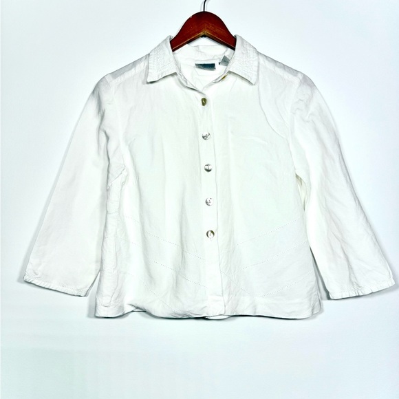 Chico’s Linen Crop Button Down - Picture 1 of 4